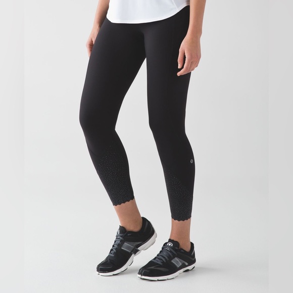 Lululemon Tight Stuff Reflective Crop Scallop Hem Legging - Picture 2 of 10